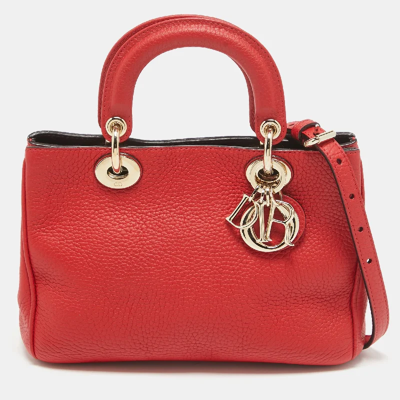 Christian Dior bags with premium stitching -Dior Red Leather Small Diorissimo Tote