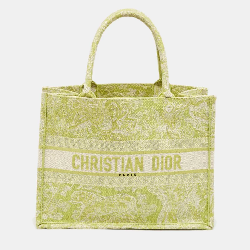 Christian Dior luxury bags with sleek finishes -Dior Green/white Embroidered Canvas Medium Toile De Jouy Book Tote