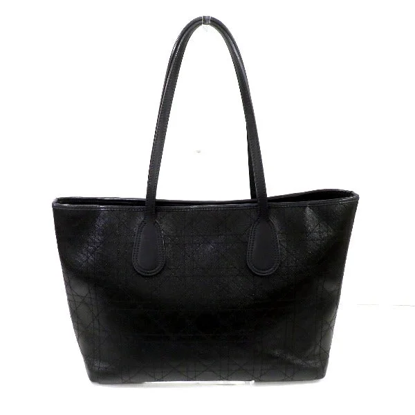 Christian Dior bags with iconic detailing -Dior Lady Dior Cannage Tote Bag