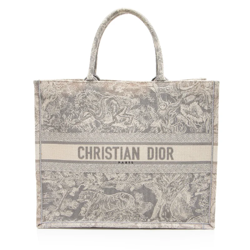 Christian Dior bags with exclusive prints -Dior Toile De Jouy Large Book Tote