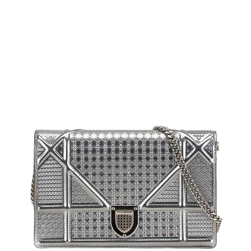 Christian Dior bags for signature style -Dior Microcannage Diorama Leather Shoulder Bag