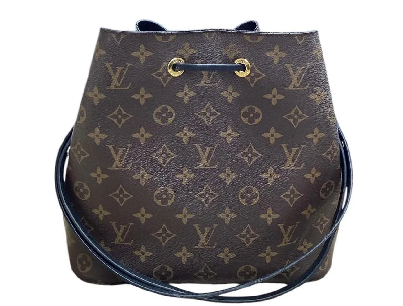 Louis Vuitton bags for timeless fashion -Handbag Designer By Louis Vuitton, Size: Medium