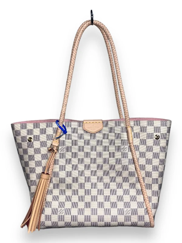 Louis Vuitton designer bags with classic styles -Handbag Luxury Designer By Louis Vuitton, Size: Medium