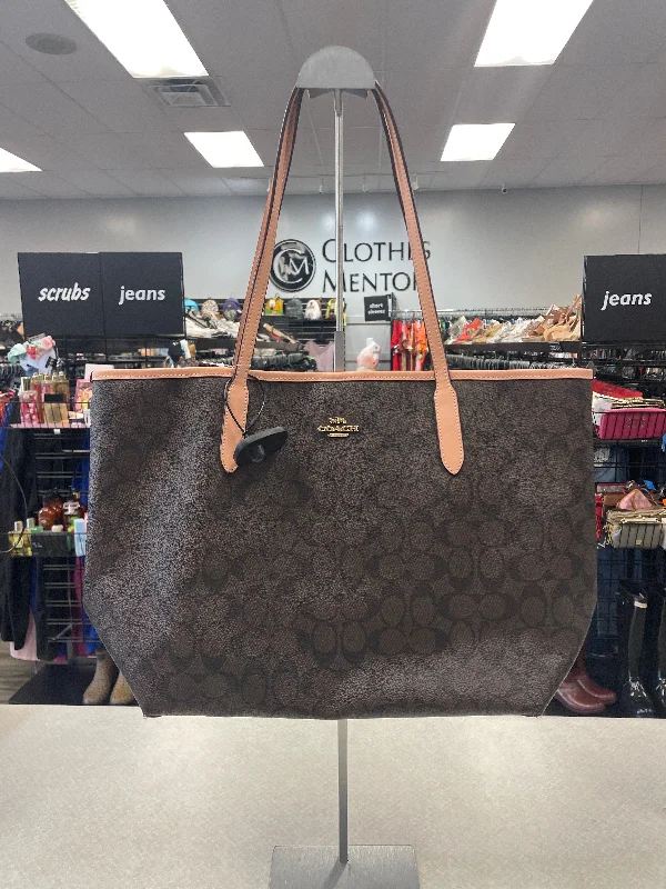 Coach bags with luxury details -Tote Designer Coach, Size Large