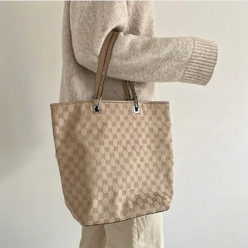 GUCCI bags with minimalist chic appeal -Gucci Beige Jacquard Tote