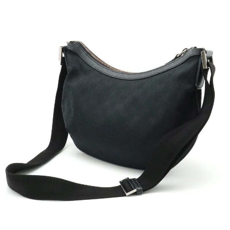 GUCCI bags for elegant fashionistas -Gucci Gucci GG canvas shoulder bag slippery leather black black silver gold 181092