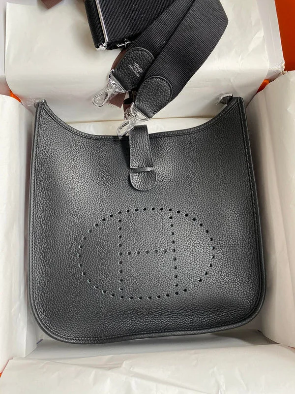 Hermes handbags with sleek designs -BoldCollect - HERMES Bags - 273