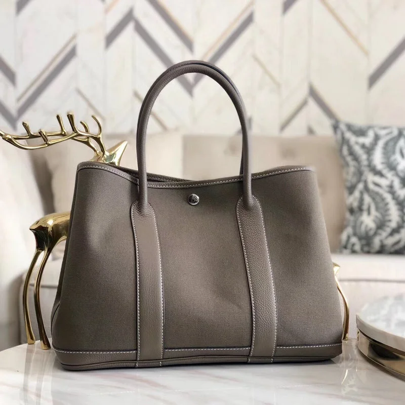 Hermes handbags with chic appeal -BoldCollect - HERMES Bags - 294