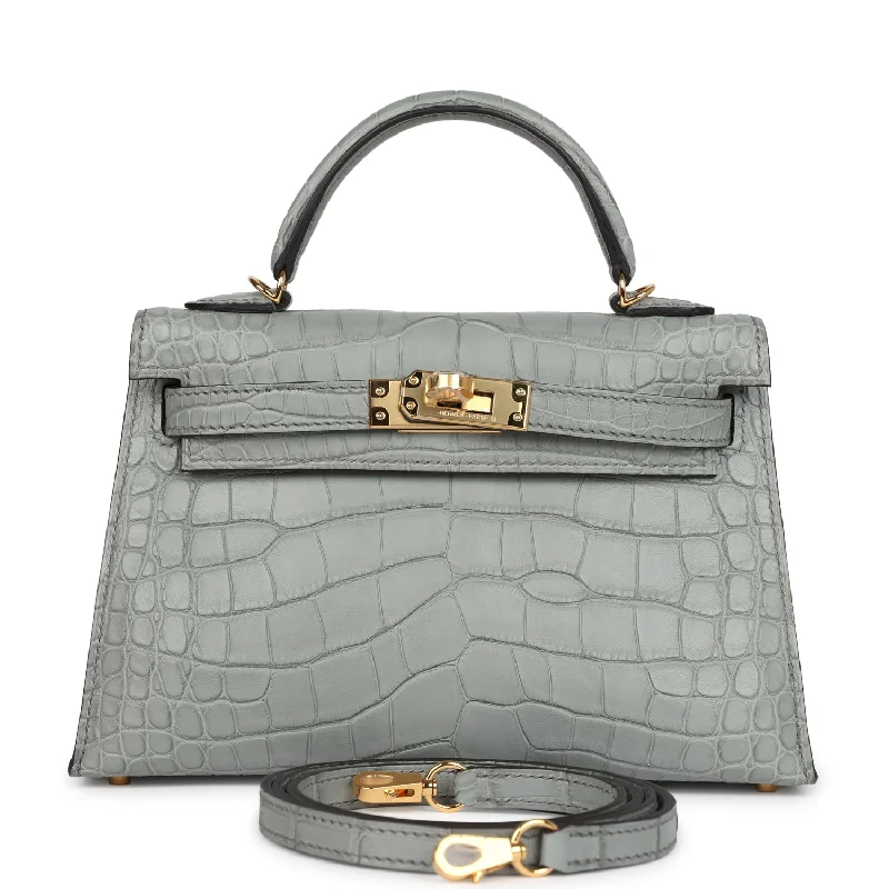 Hermes handbags with intricate patterns -Hermes Kelly Sellier 20 Gris Ciment Matte Alligator Gold Hardware