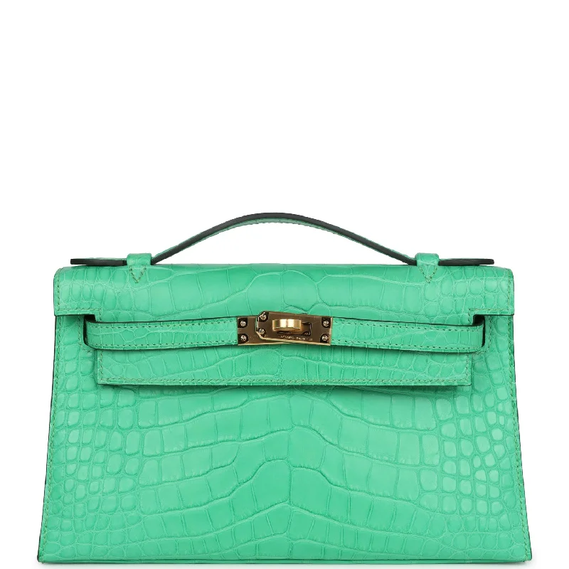 Hermes bags with exclusive designs -Hermes Kelly Pochette Vert Comics Matte Alligator Gold Hardware