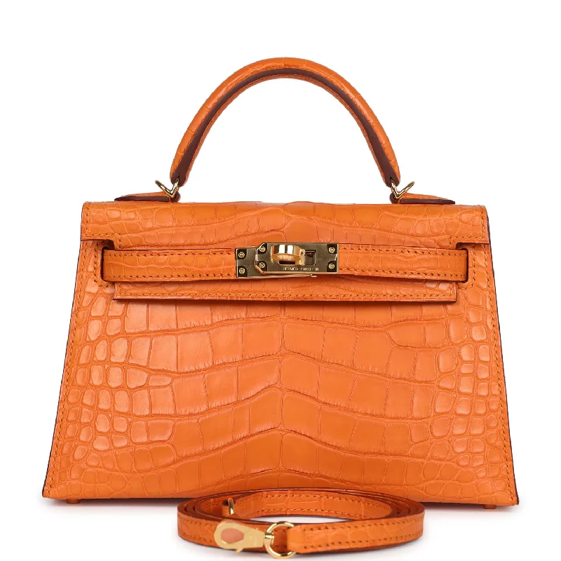 Hermes luxury bags with exclusive designs -Hermes Kelly Sellier 20 Abricot Matte Alligator Gold Hardware