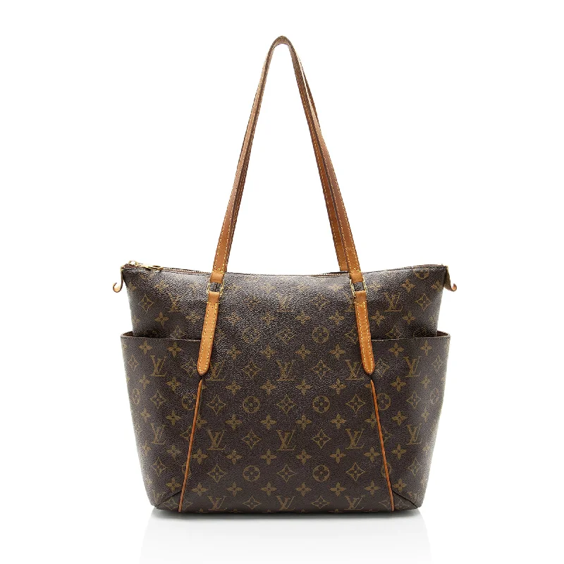 Louis Vuitton bags for sleek and sophisticated styling -Louis Vuitton Monogram Canvas Totally MM Tote (SHF-LGduxF)